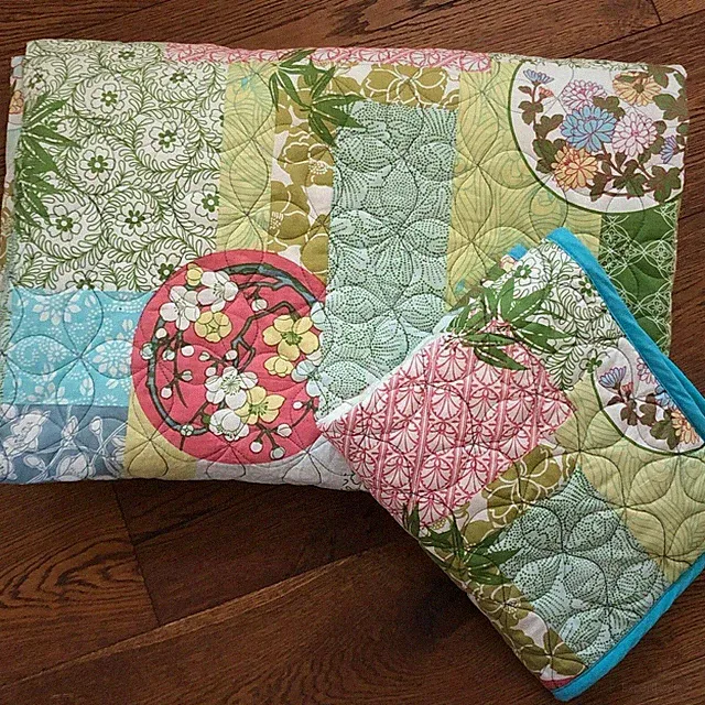 J. Queen New York Quilted Twin Coverlet Bedspread Sham Pink Green Flowers Leaves