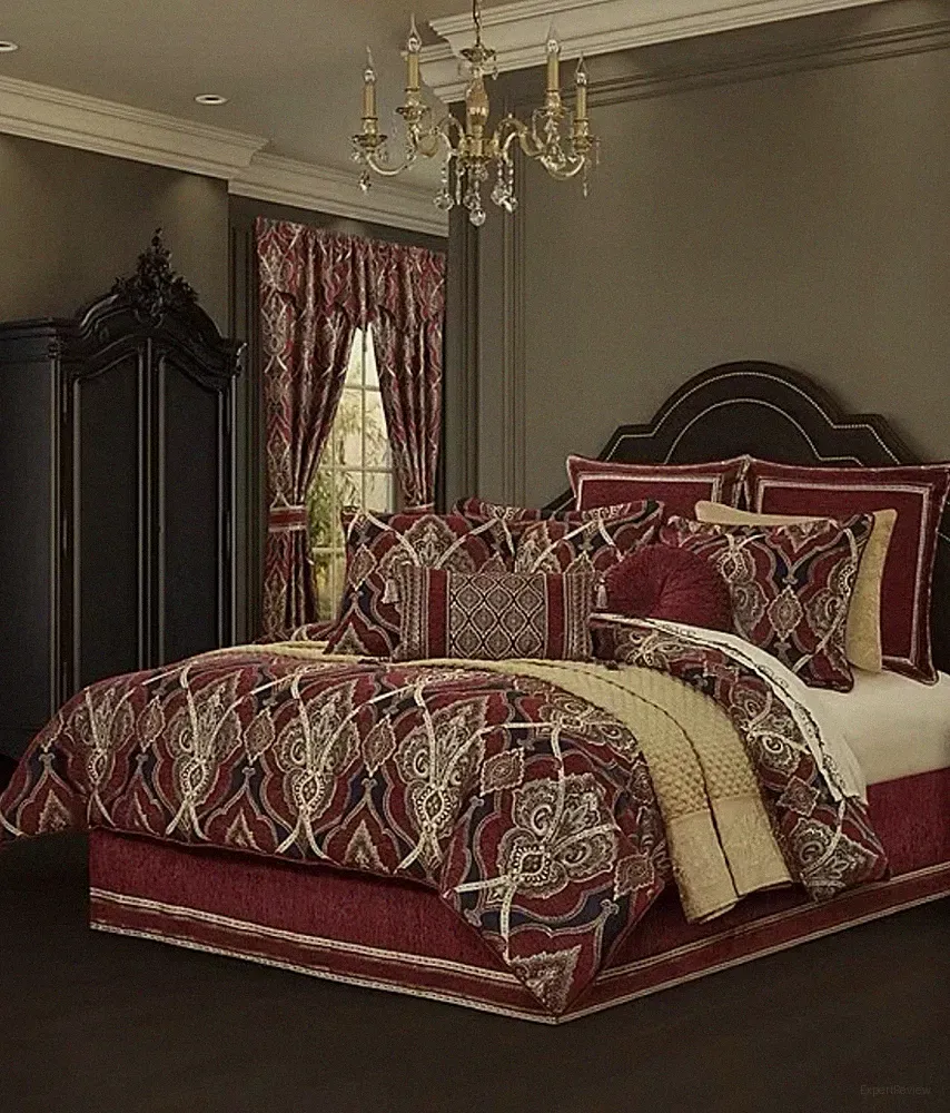 J Queen New York Sovana 4 Piece Oversized Queen Comforter Set Red Navy Gold NWT