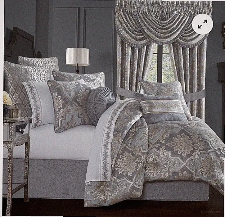 NIP J Queen New York Woodhaven Powder Blue Queen Comforter Set 4Pc